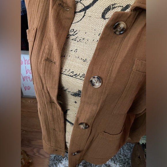 Maurices camel shirt jacket, size large - Picture 4 of 6